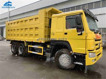 Sinotruk Howoは18m3新しい貨物箱が付いている10の荷車引きのトラックの高力鋼鉄を使用しました