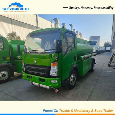 Reliable Quality SINOTRUK HOWO 4X2 RHD 5000 Liters Oil Tanker Truck For Zambia