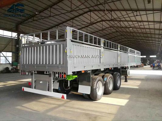 家畜の輸送のための3x13トンの側面のトレーラー
